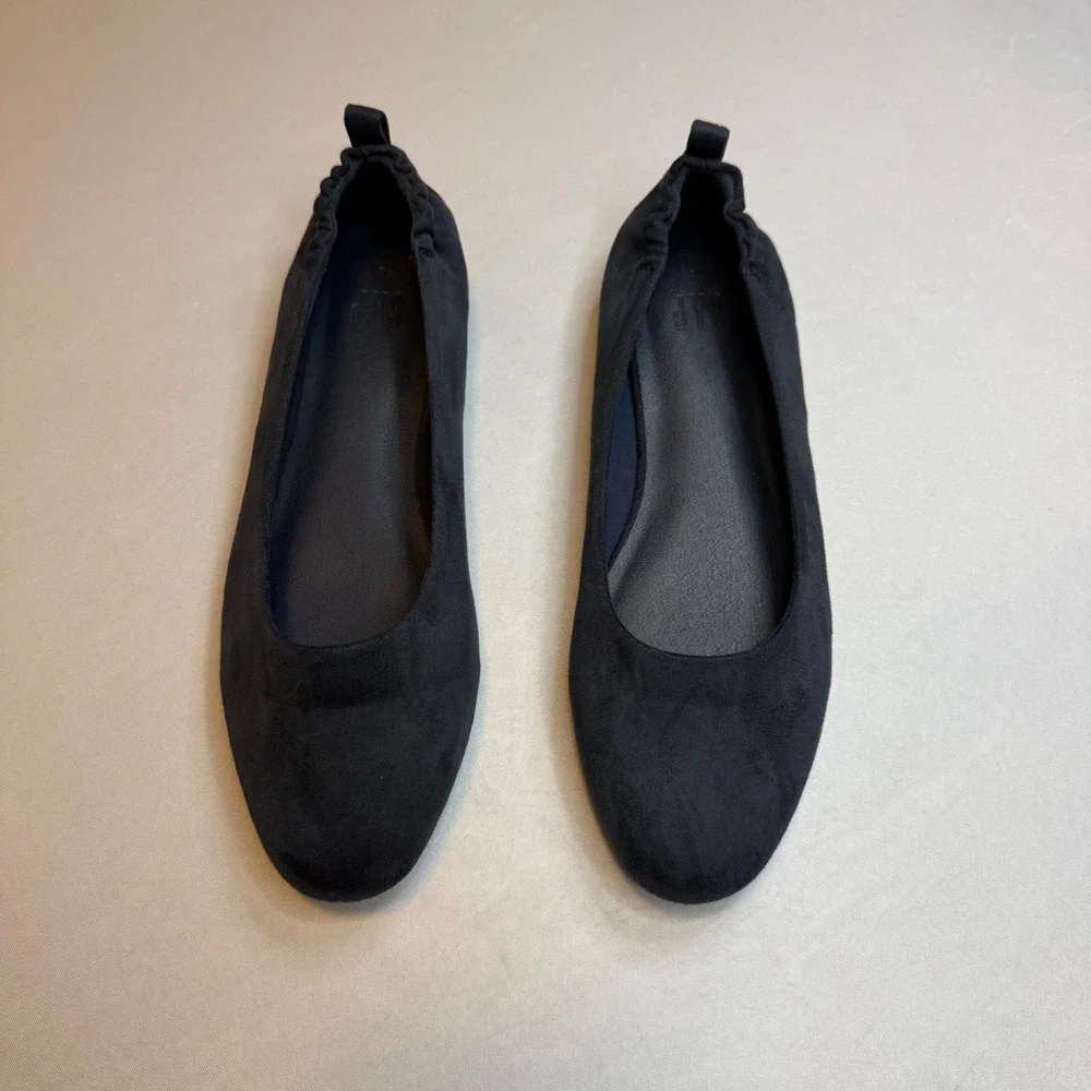 GAP NEW Womens Navy Blue Suede Ballet Flats Elastic Heel Slip On Shoes 8 Work